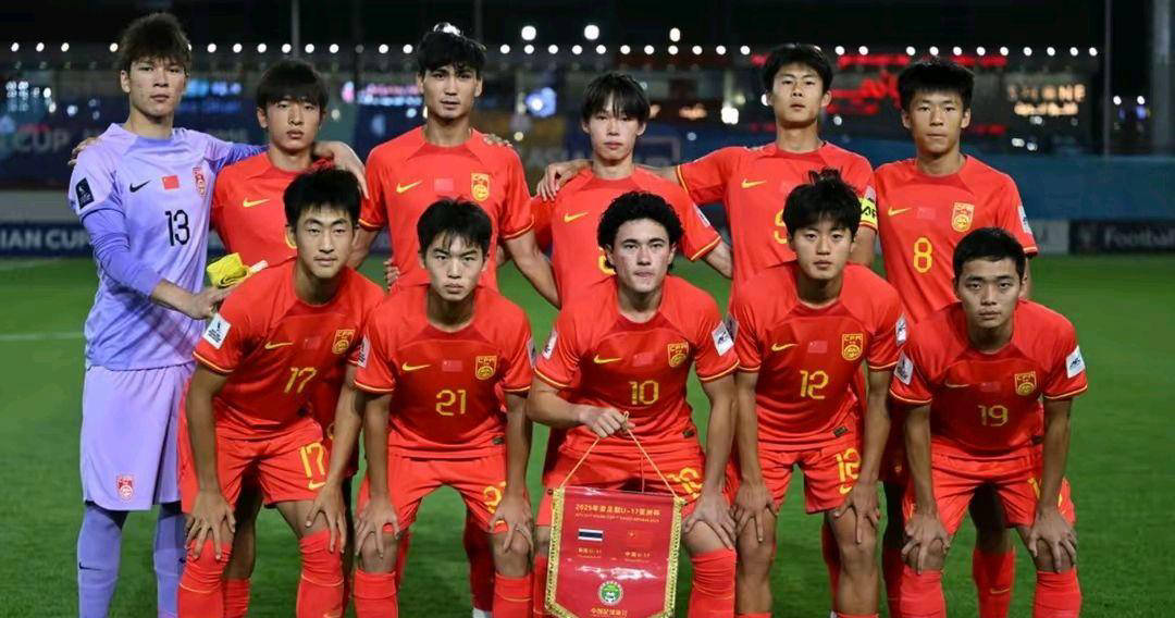 亚洲足坛烽火连天，国际比赛选手拼搏势头强烈的简单介绍